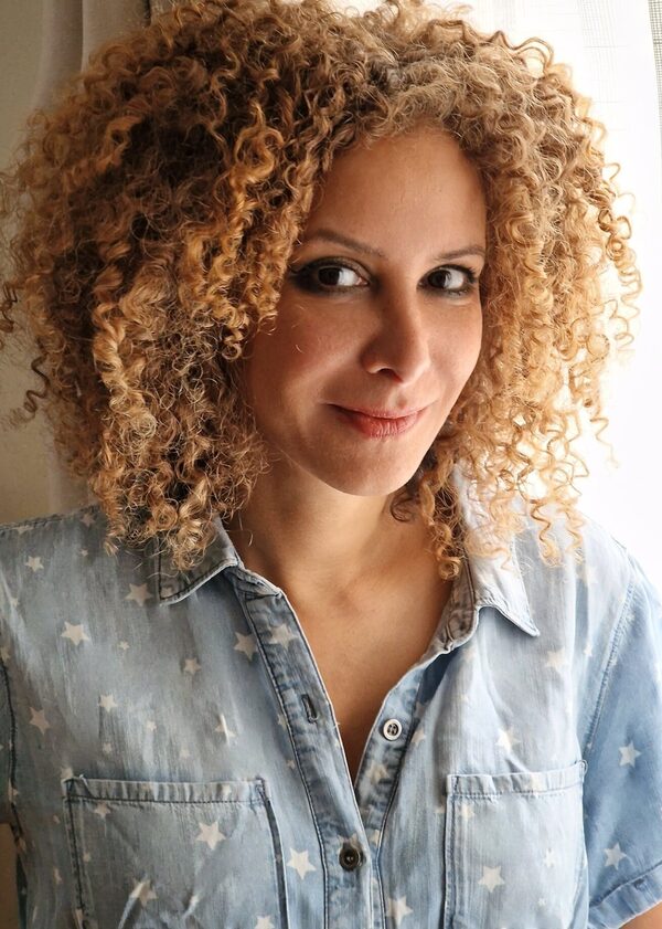 Yvonne Sch.